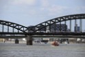 Schiff 1 Koeln in Hoehe der Koelner Zoobruecke P273